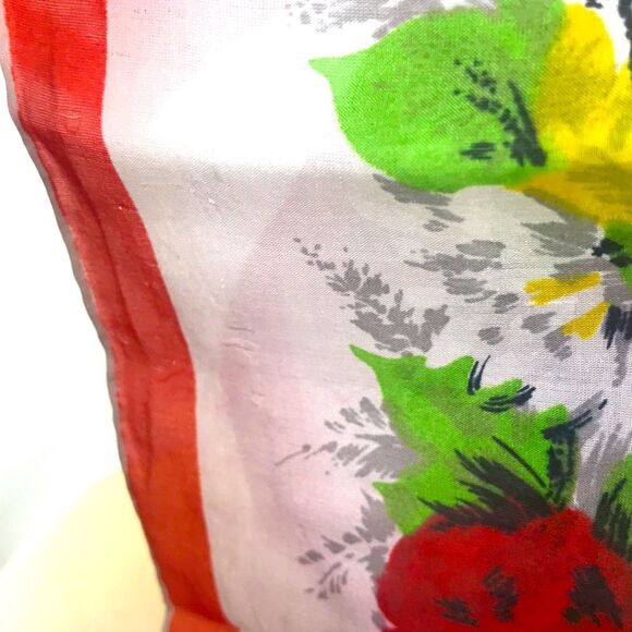 VTG  FLORAL SCARF - Picture 6 of 8
